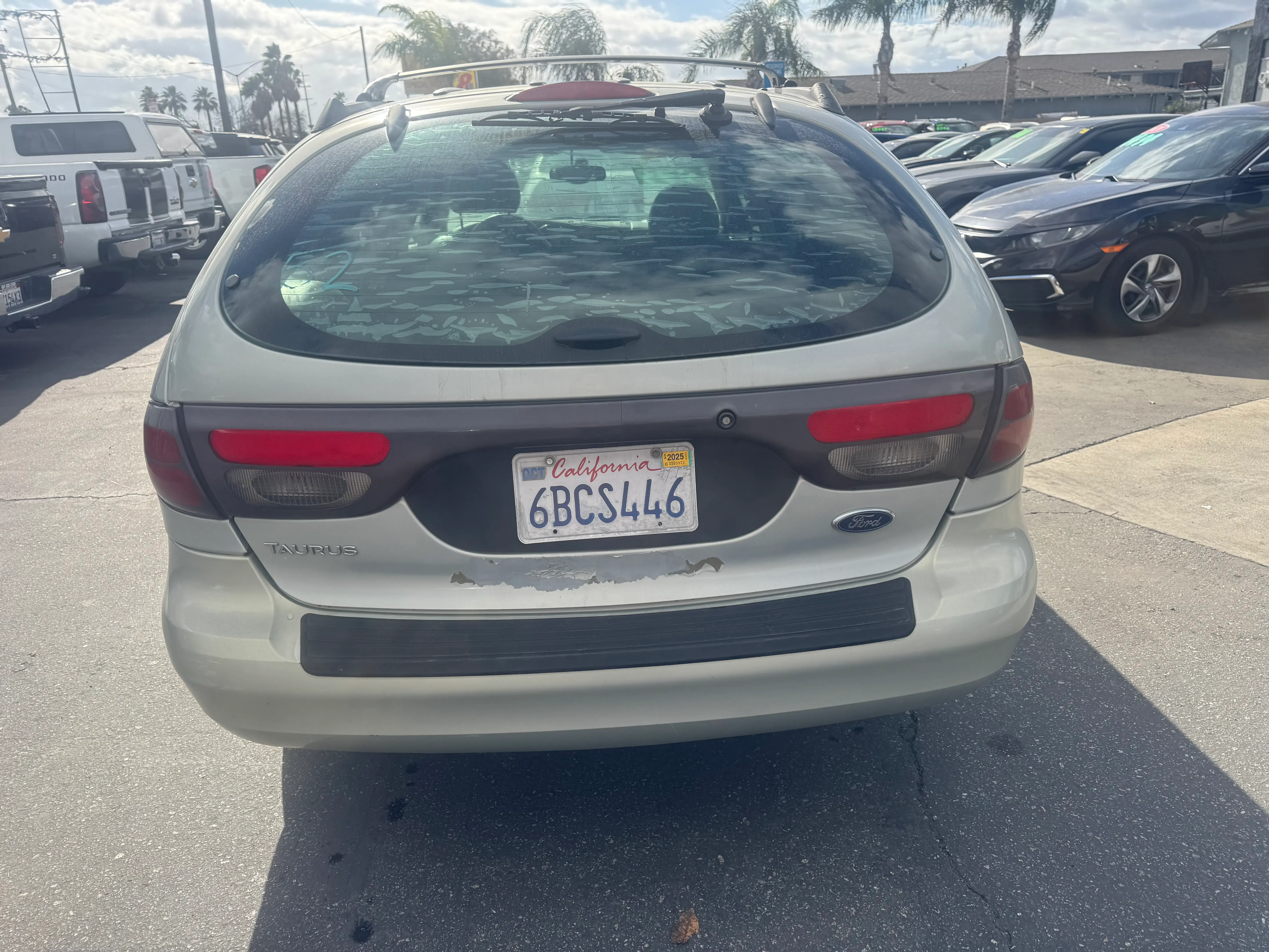 2003 Ford Taurus SE Premium photo 4