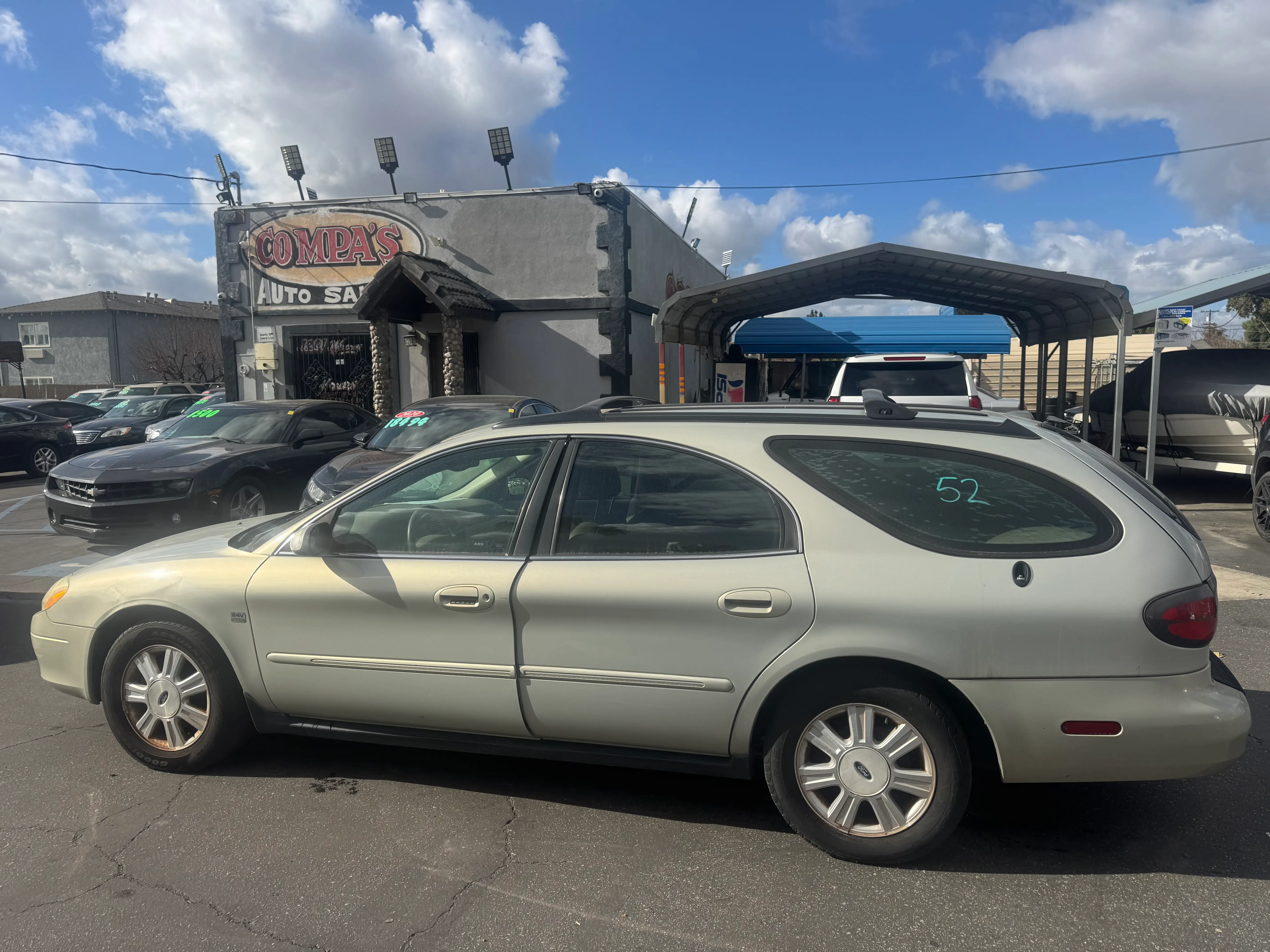 2003 Ford Taurus SE Premium photo 5