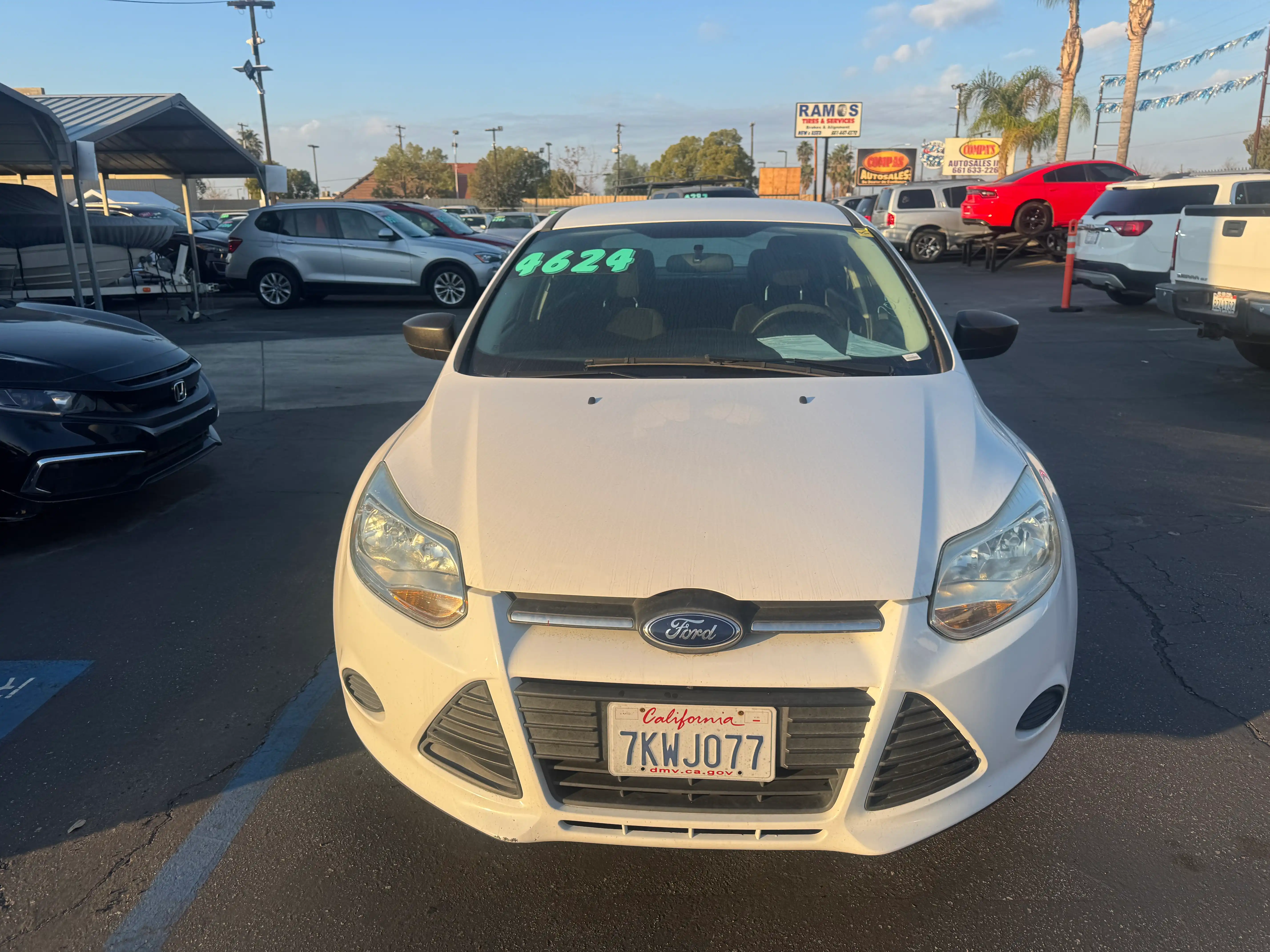 2013 Ford Focus Sedan S's photo