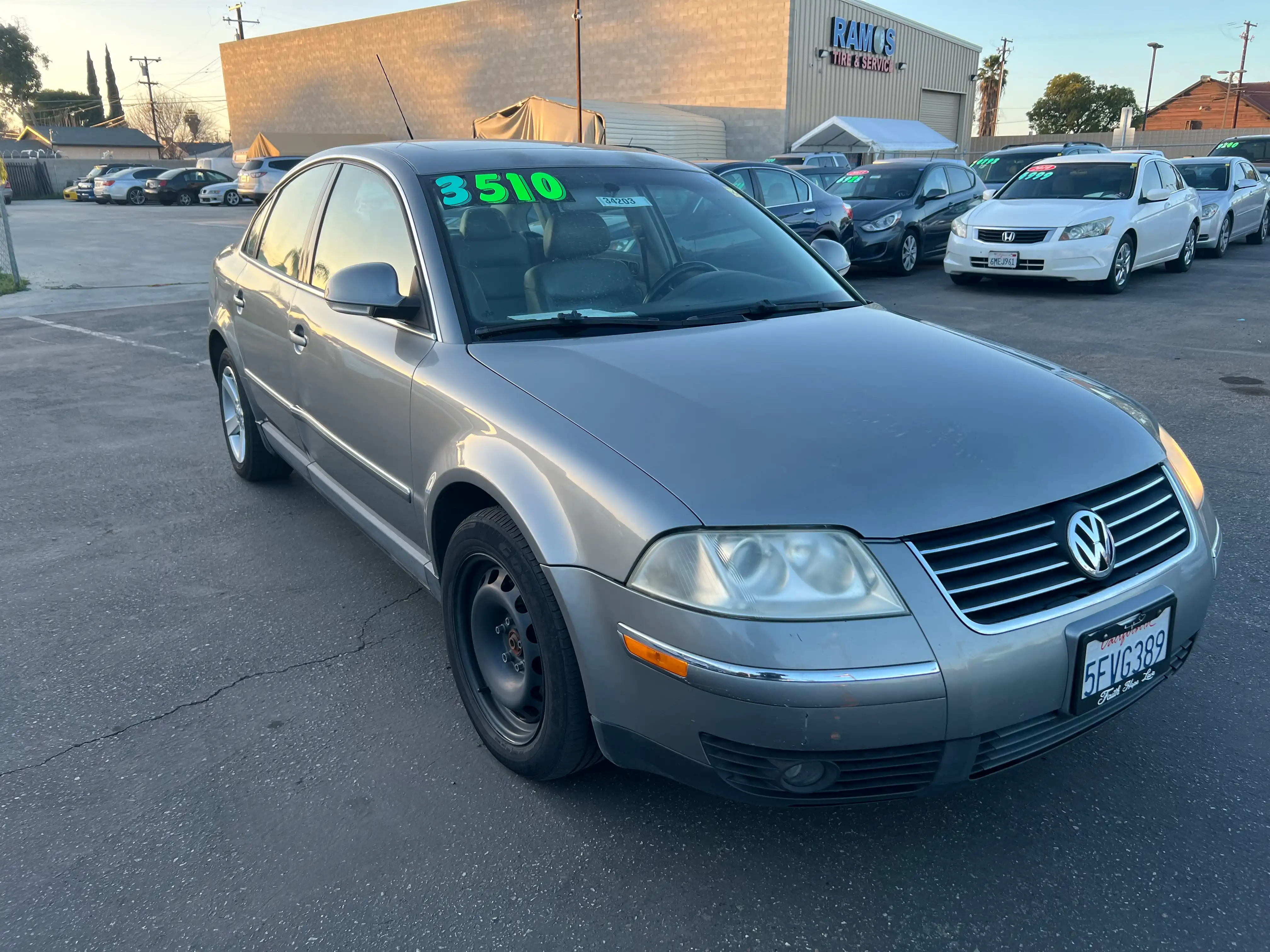 2004 Volkswagen Passat GLX's photo