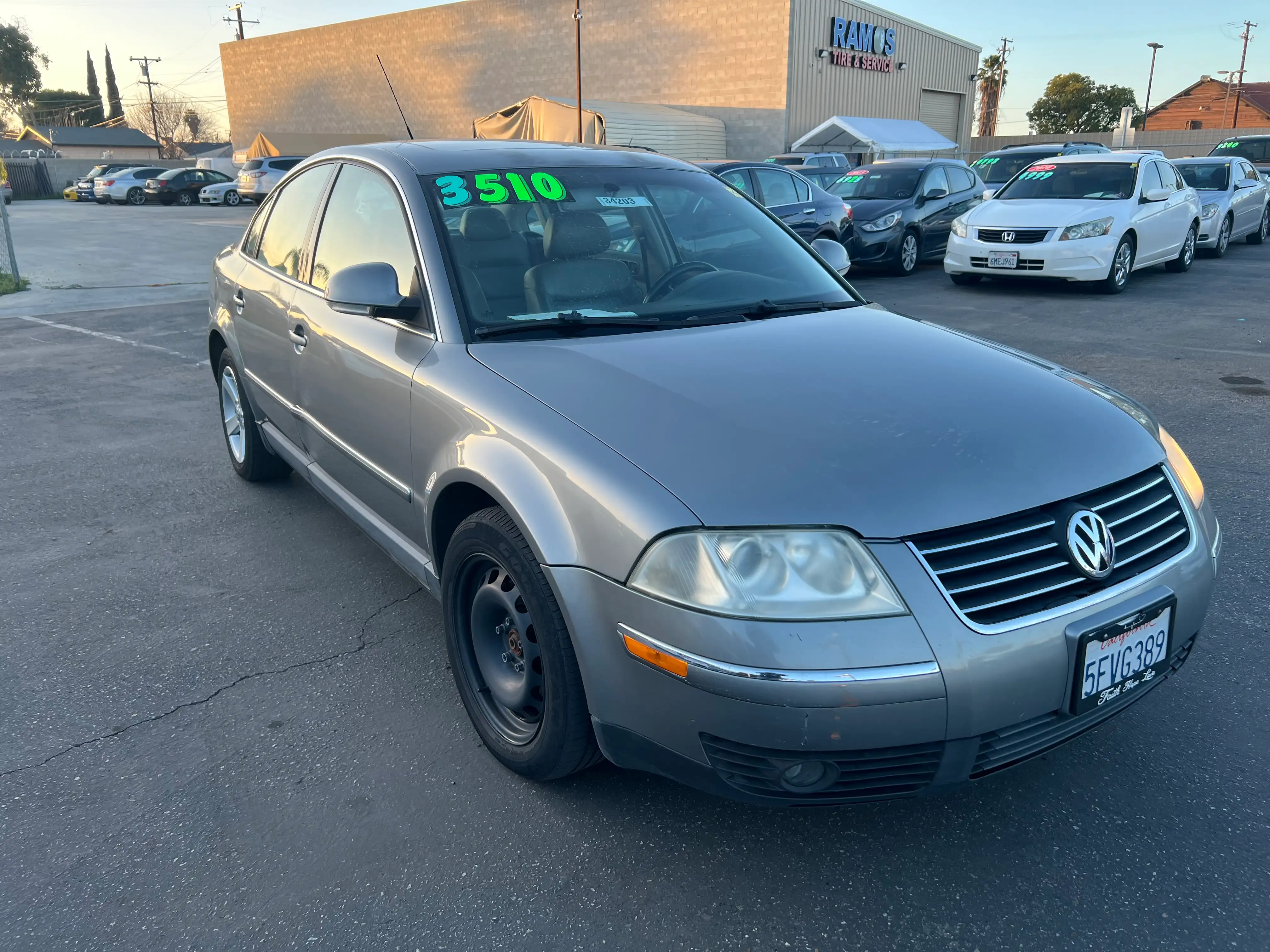 2004 Volkswagen Passat GLX's photo
