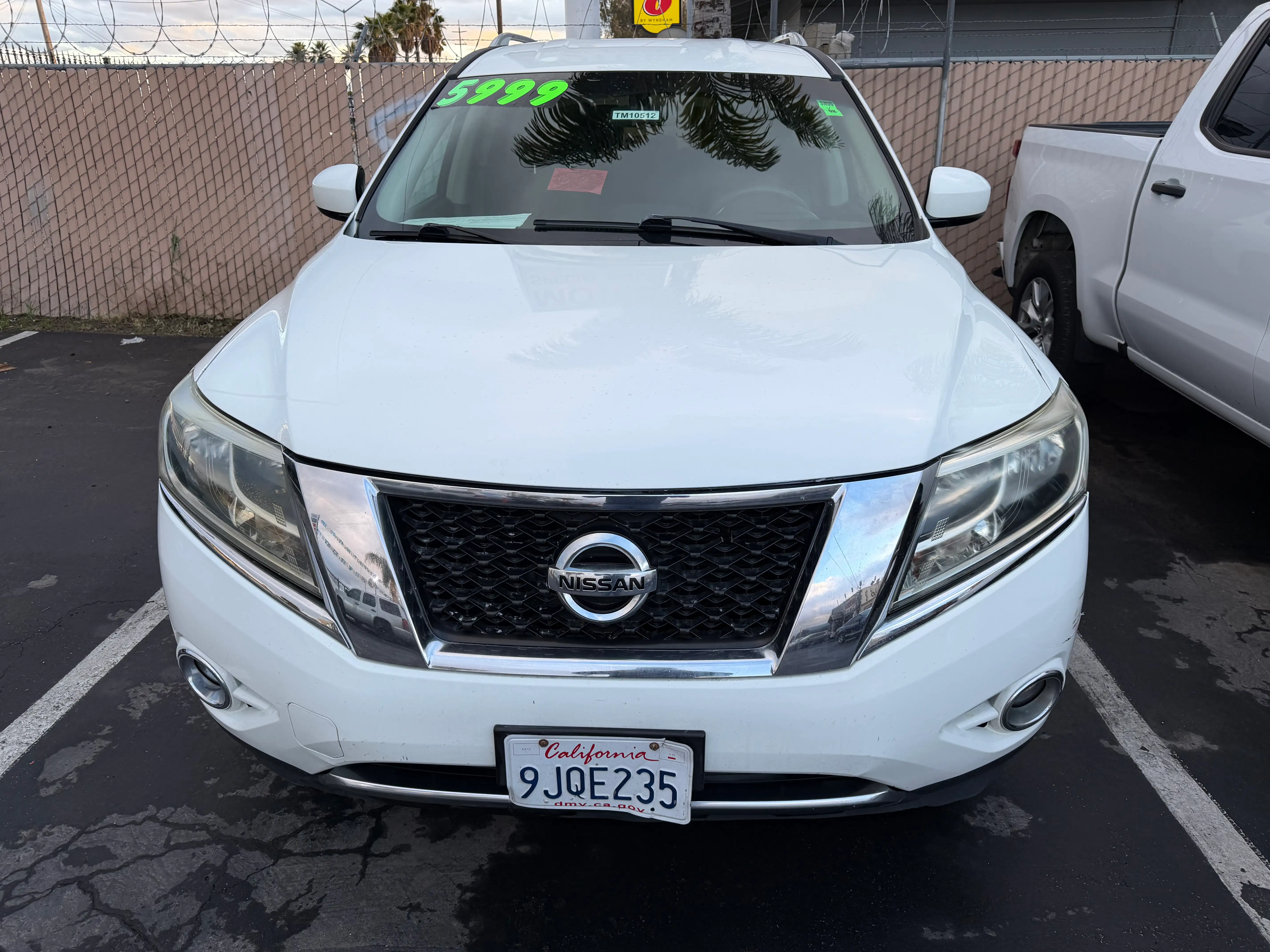 2015 Nissan Pathfinder Platinum 2WD's photo