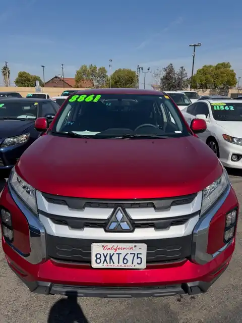 2020 Mitsubishi Outlander Sport 2.0 ES 2WD CVT's photo