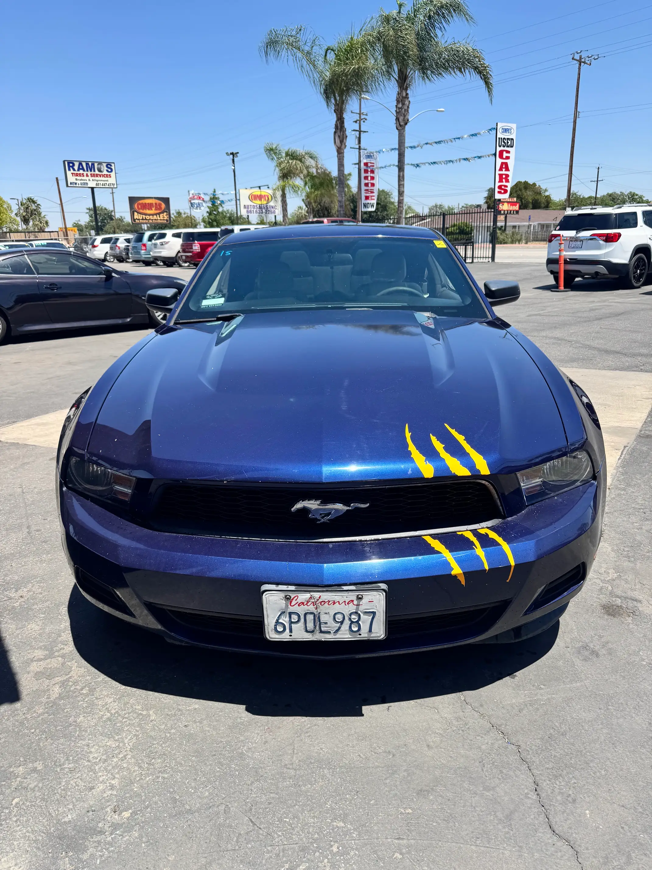 2012 Ford Mustang V6 photo 1