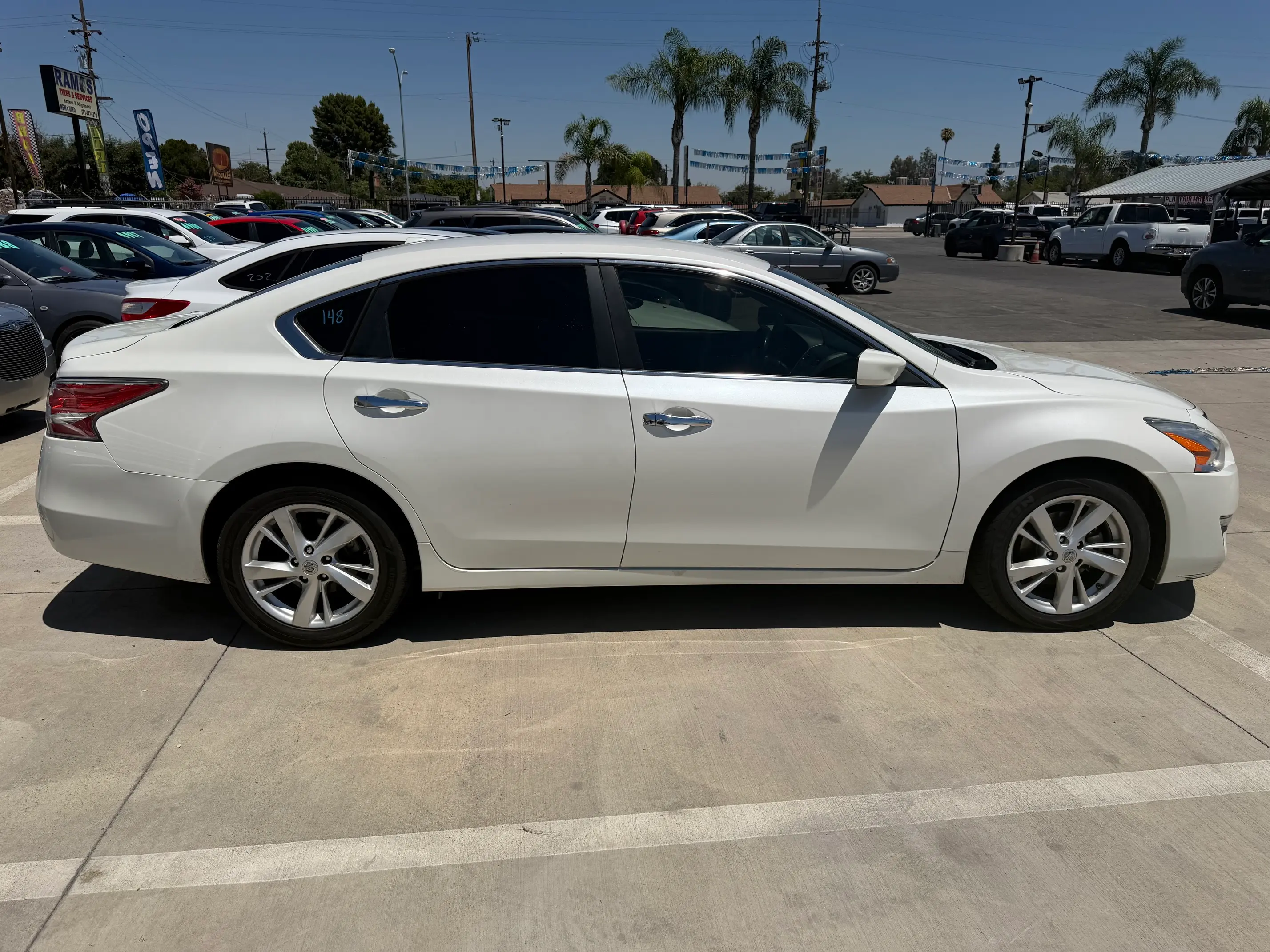 2014 Nissan Altima null photo 4