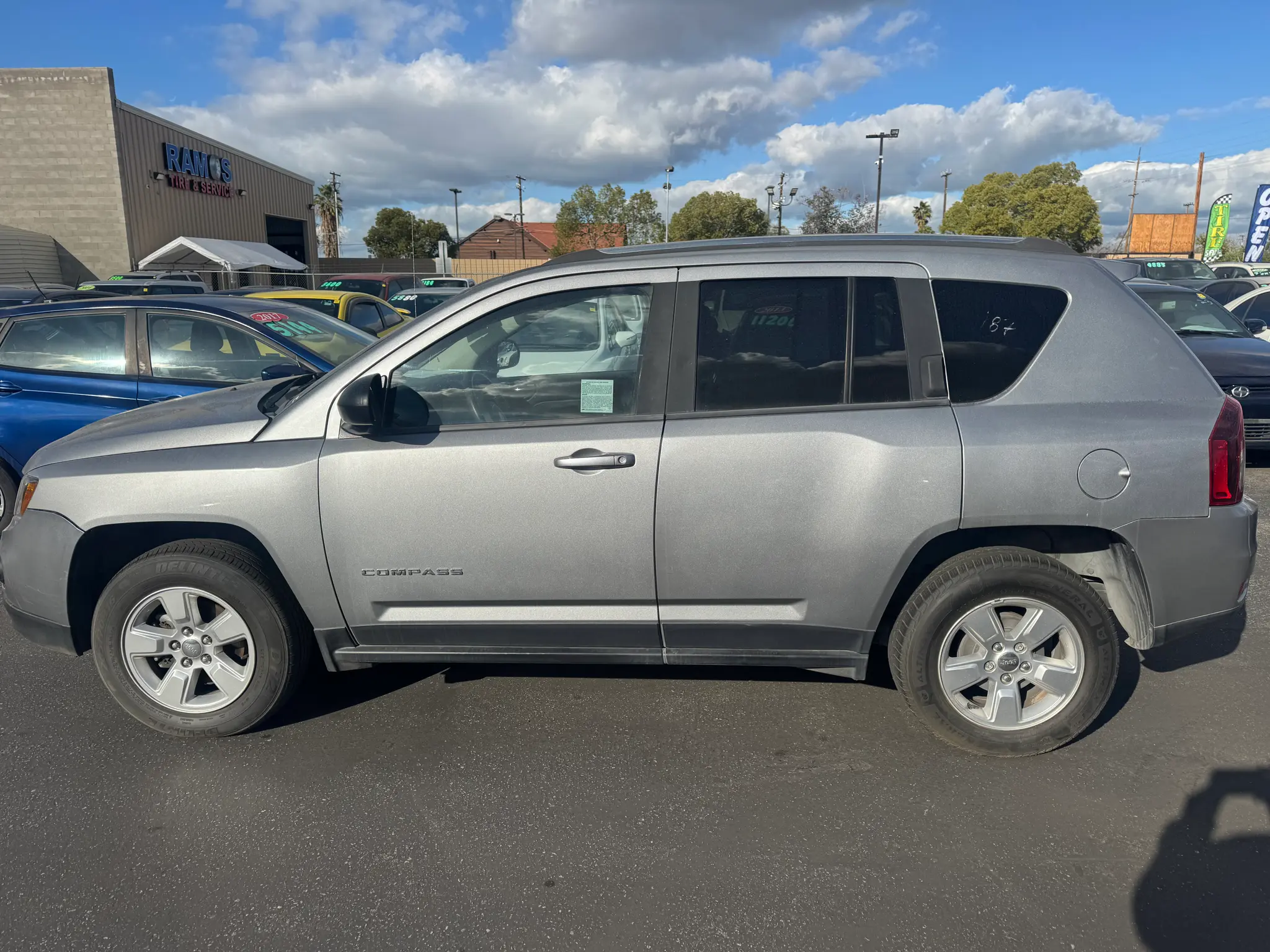 2014 Jeep Compass Sport photo 5