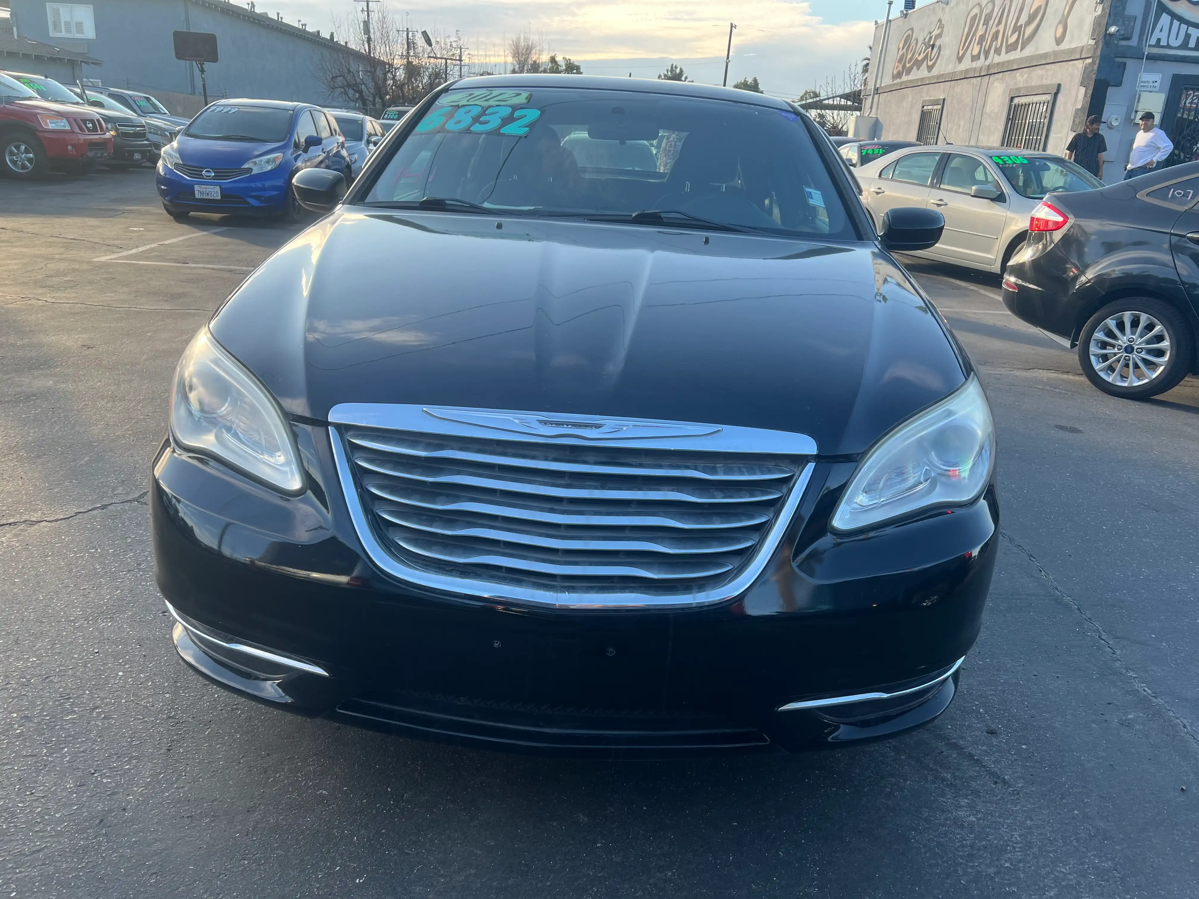 2012 Chrysler 200 LX's photo