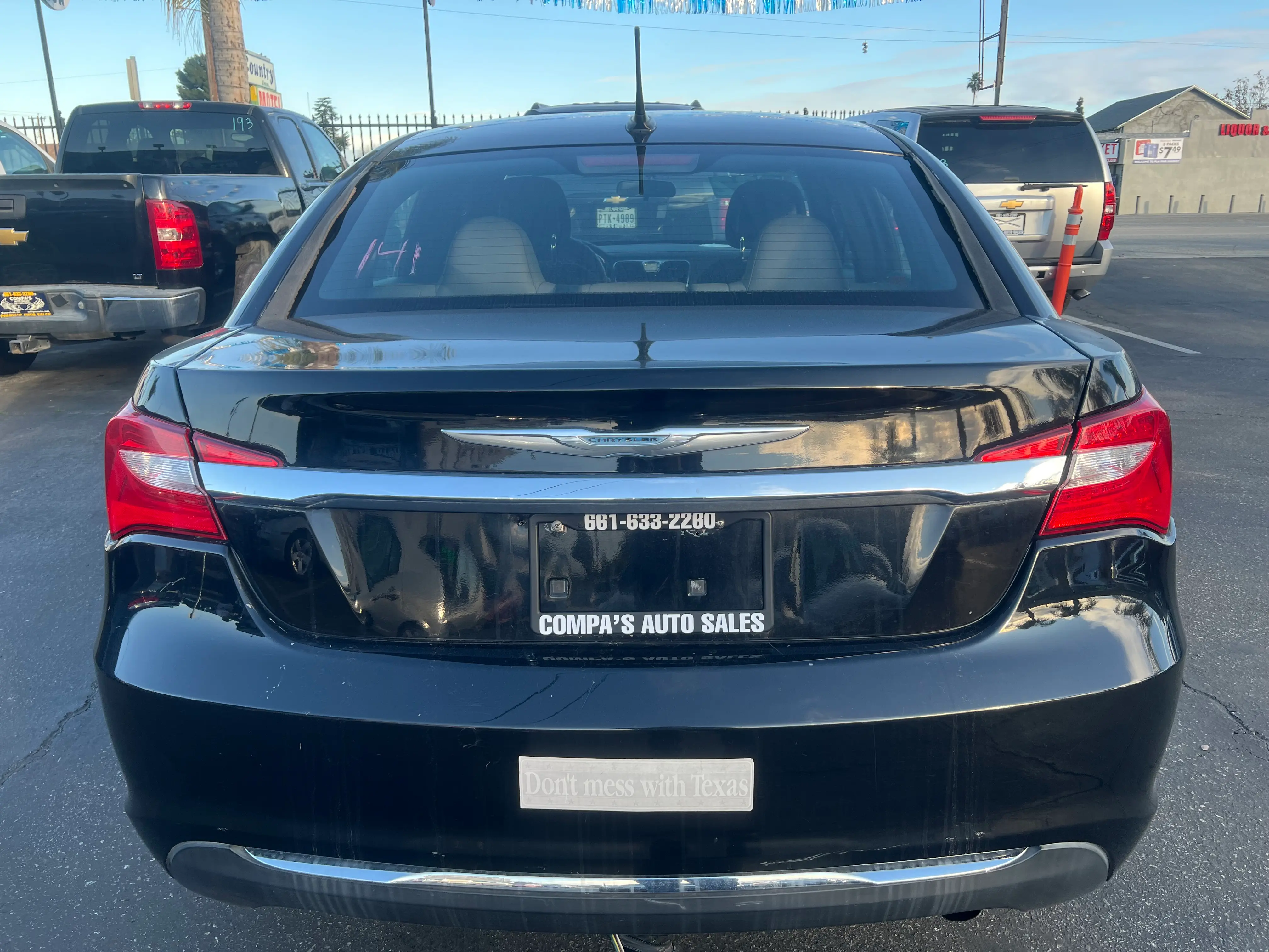 2012 Chrysler 200 LX photo 4