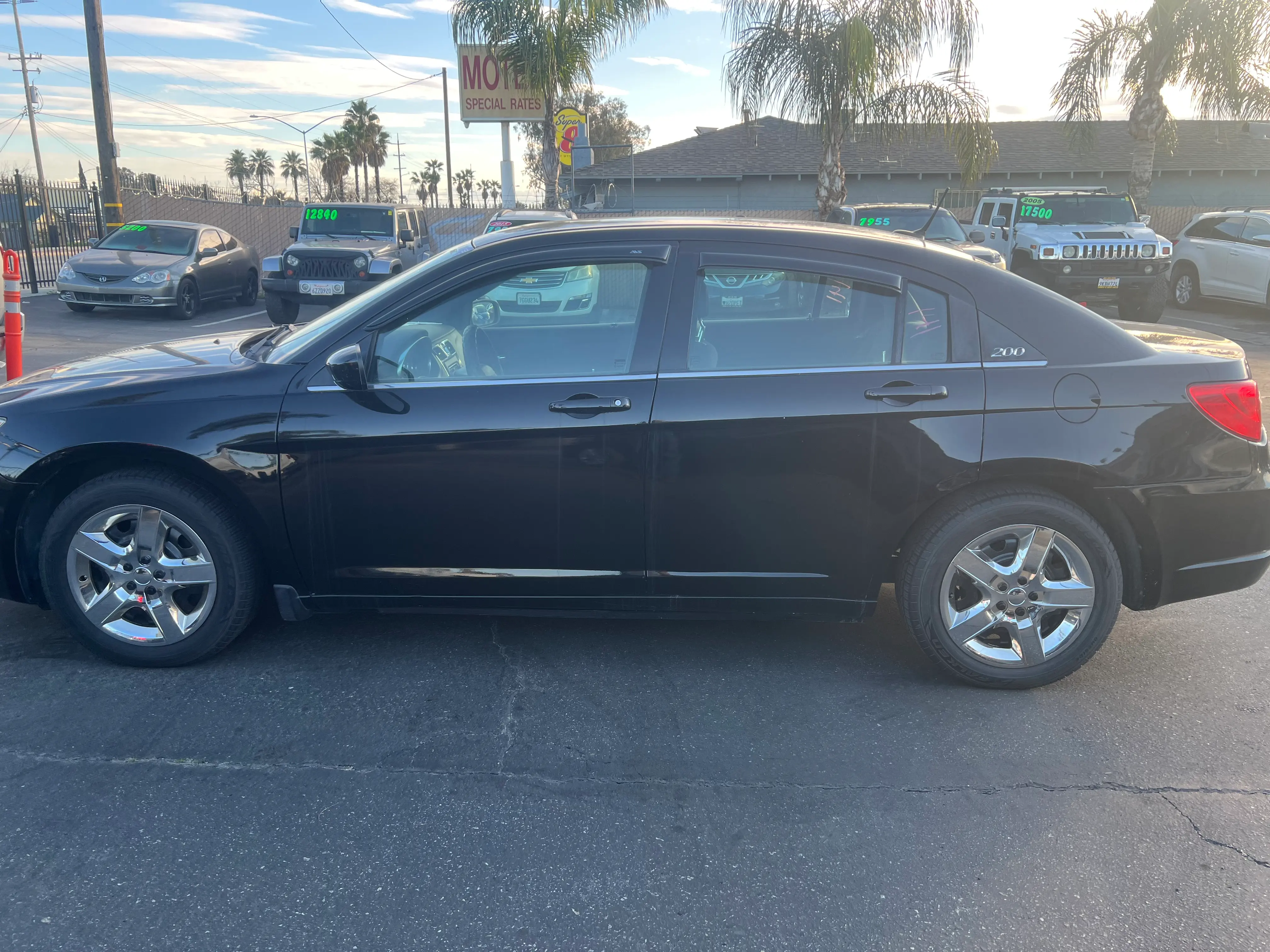 2012 Chrysler 200 LX photo 5