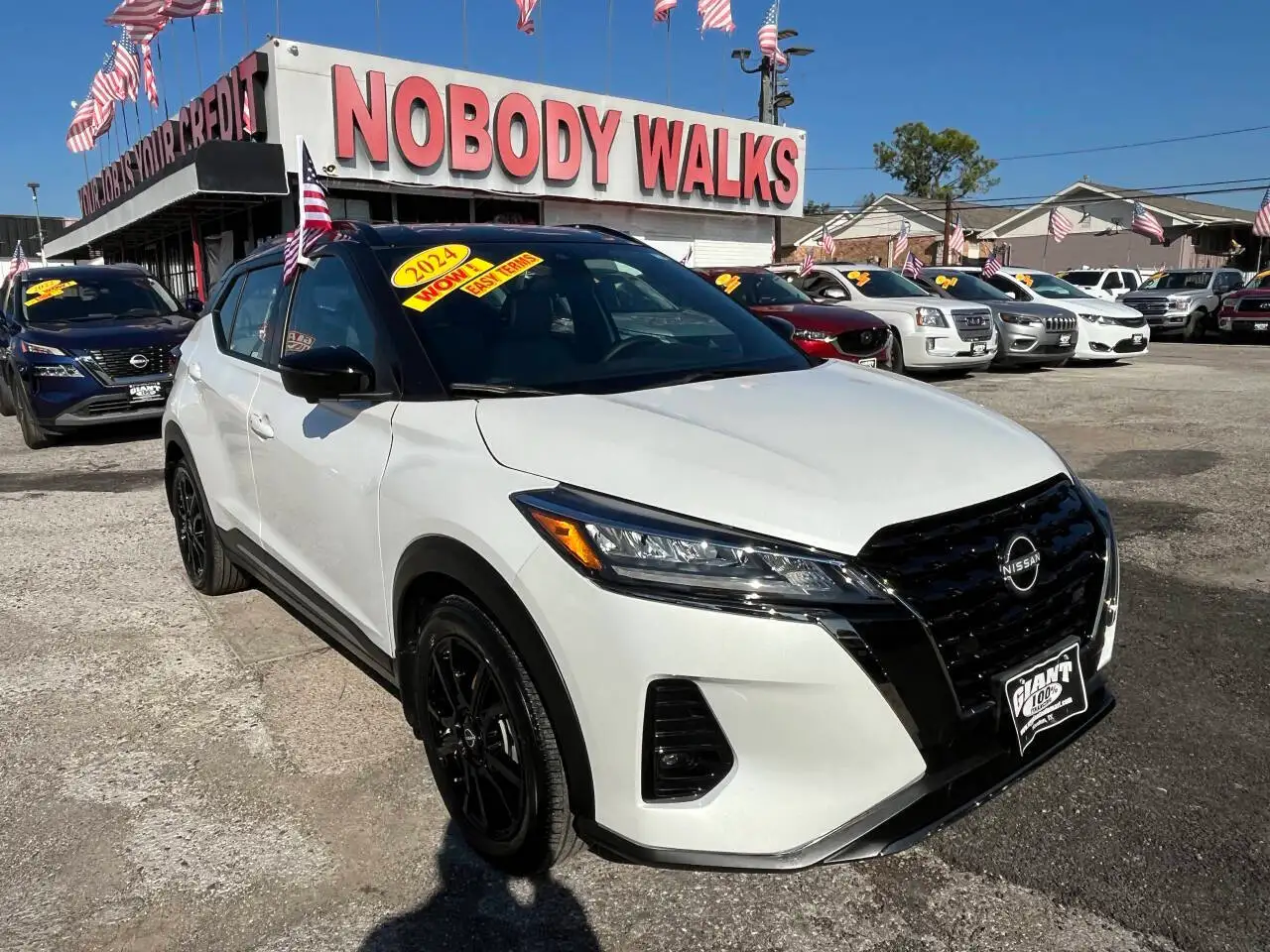 2024 Nissan Kicks 1.6 SR's photo