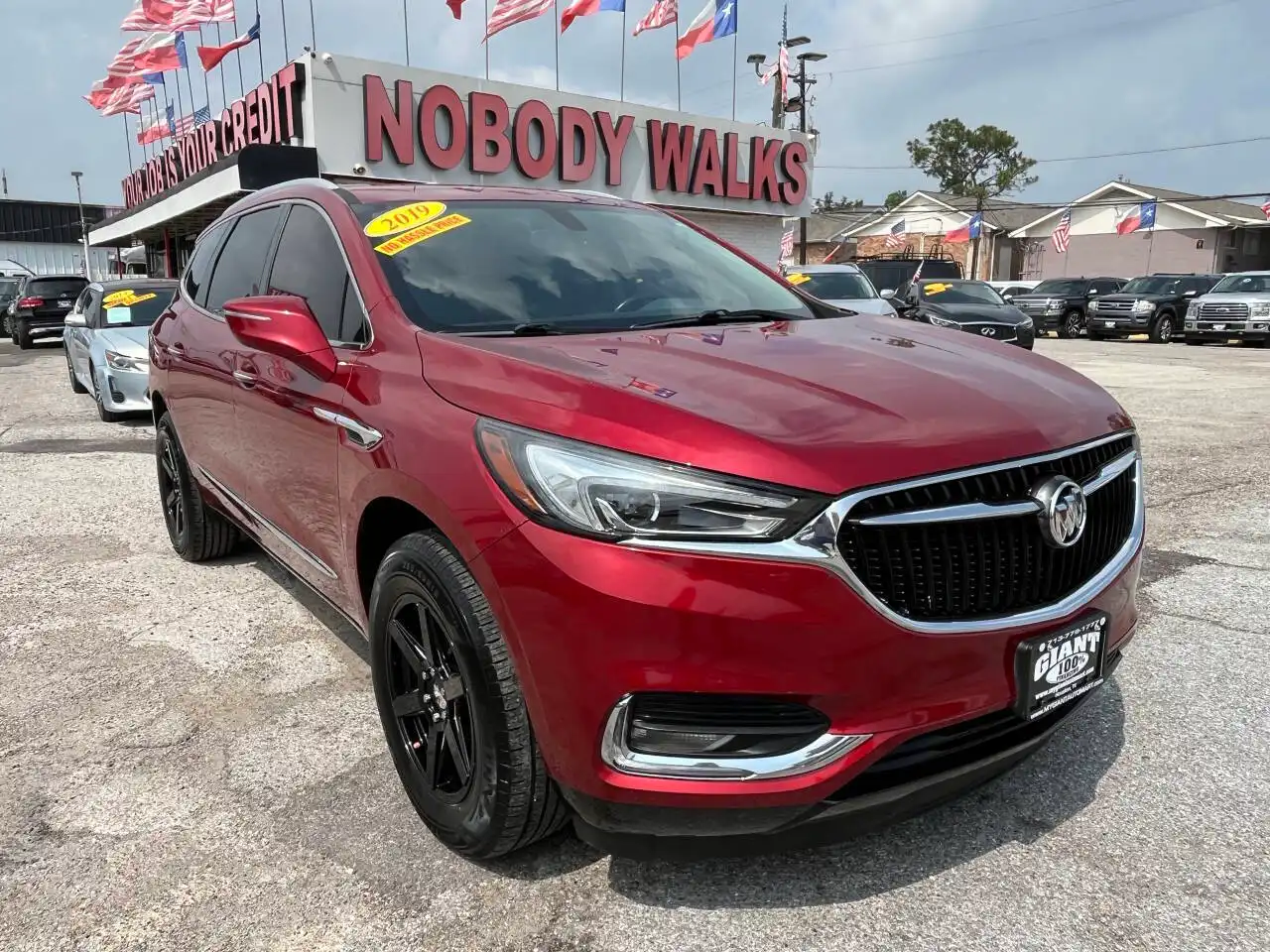2019 Buick Enclave Essence's photo