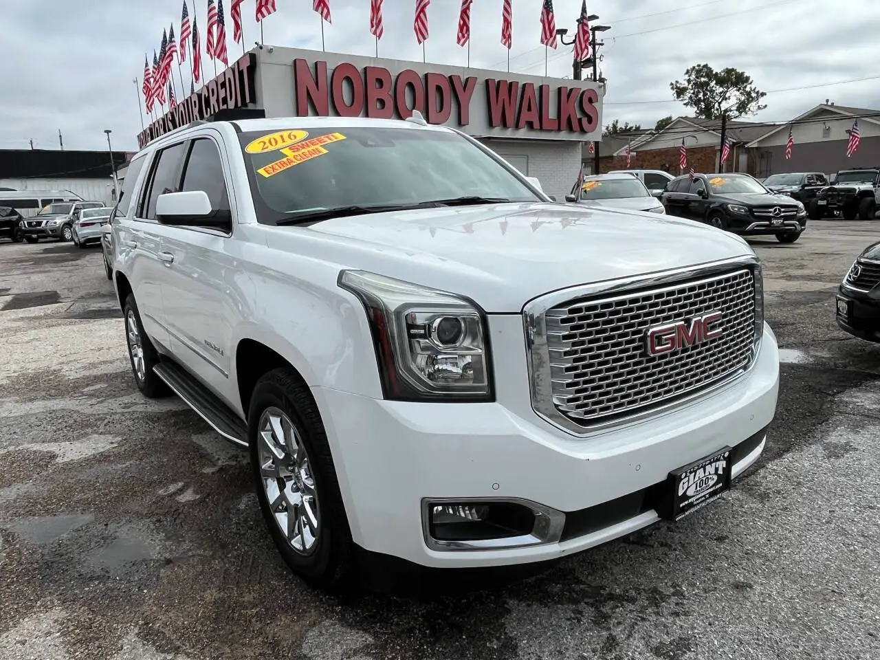 2016 GMC Yukon Denali 2WD 4dr SUV photo 1