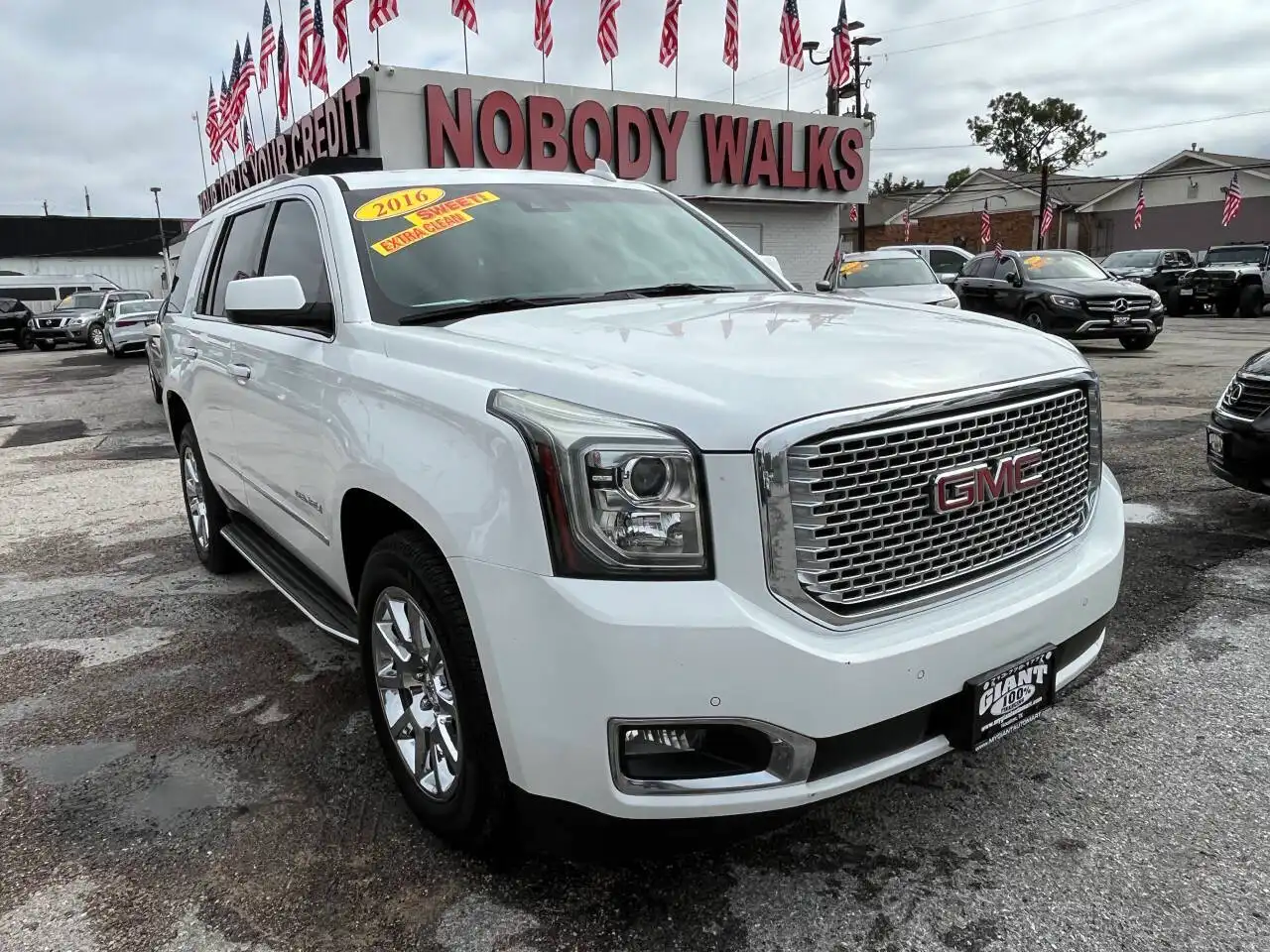 2016 GMC Yukon 2WD Denali's photo
