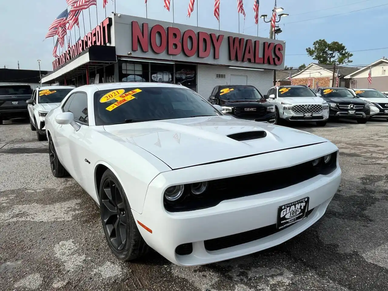 2021 Dodge Challenger GT Auto's photo