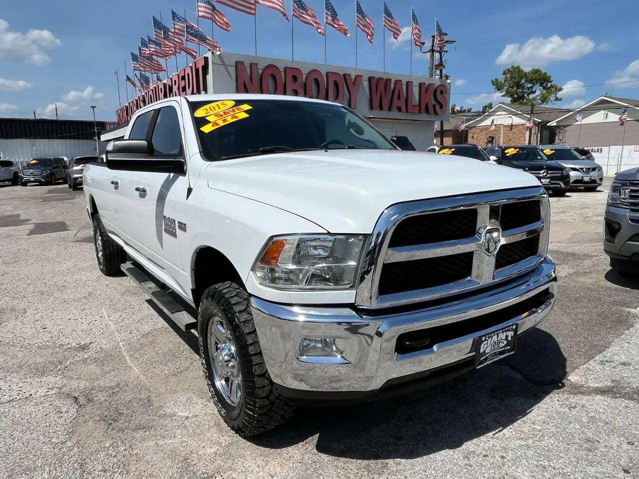 2015 RAM 3500 SLT 4X4 Crew Cab LWB's photo