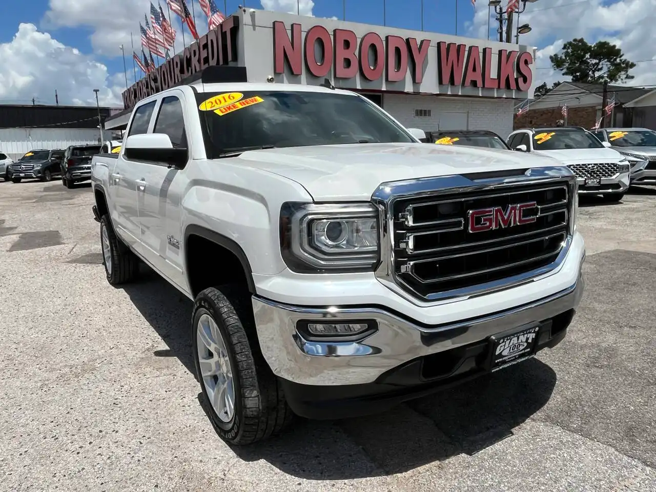 2016 GMC Sierra 2WD Crew Cab Short Box SLE's photo