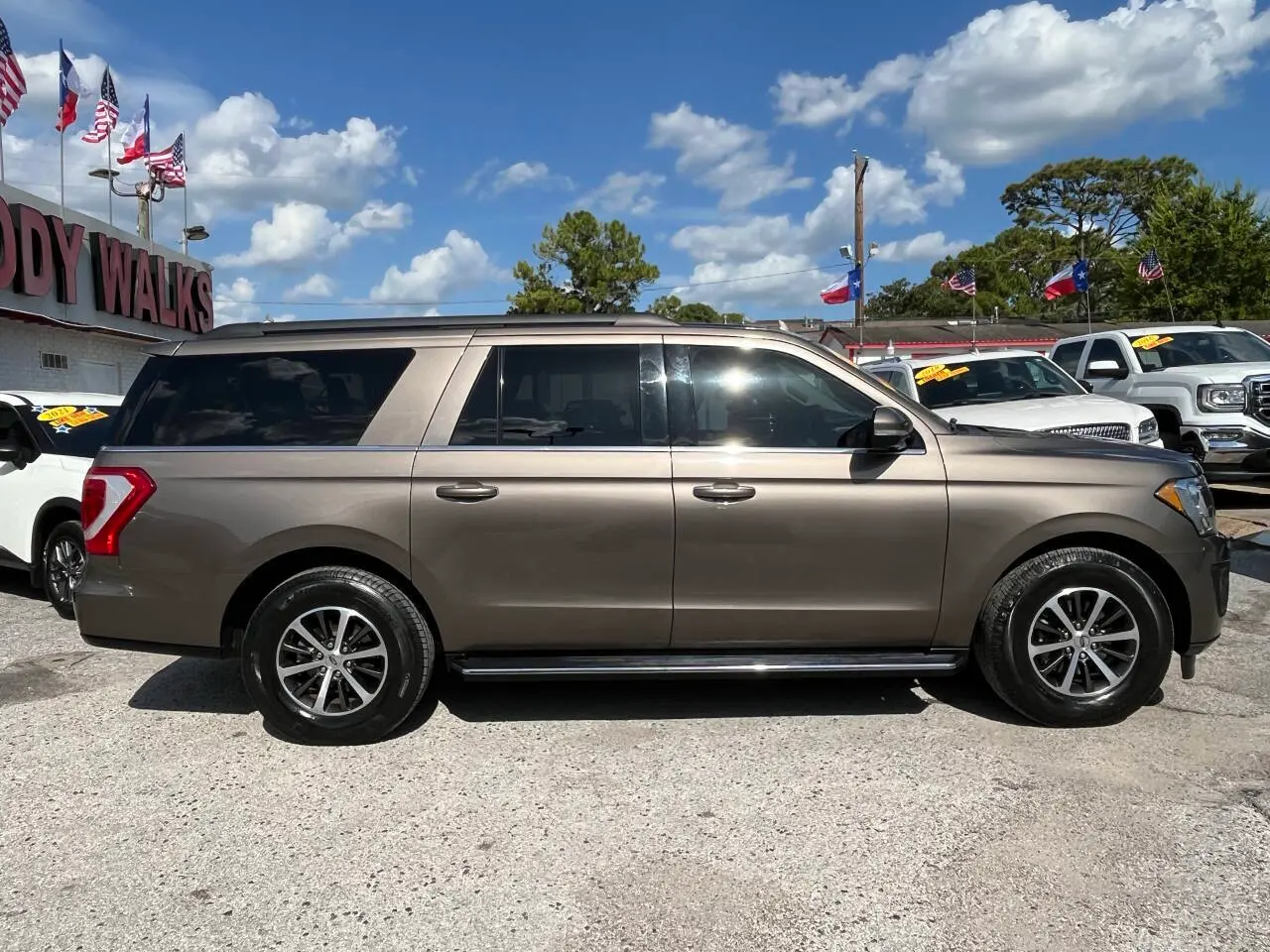 2019 Ford Expedition XLT MAX photo 4