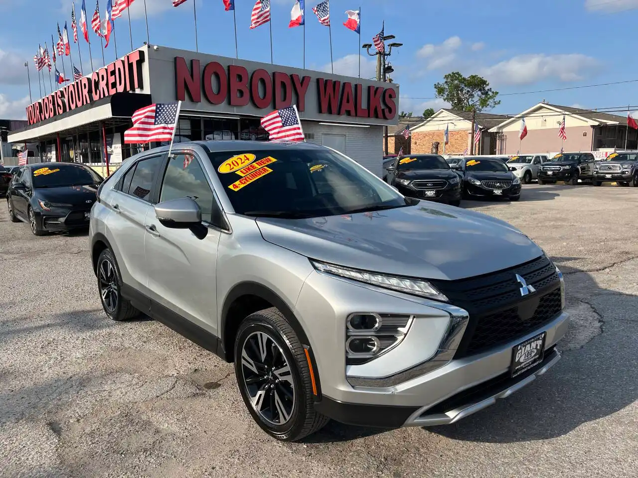 2024 Mitsubishi Eclipse Cross SE S-AWC's photo