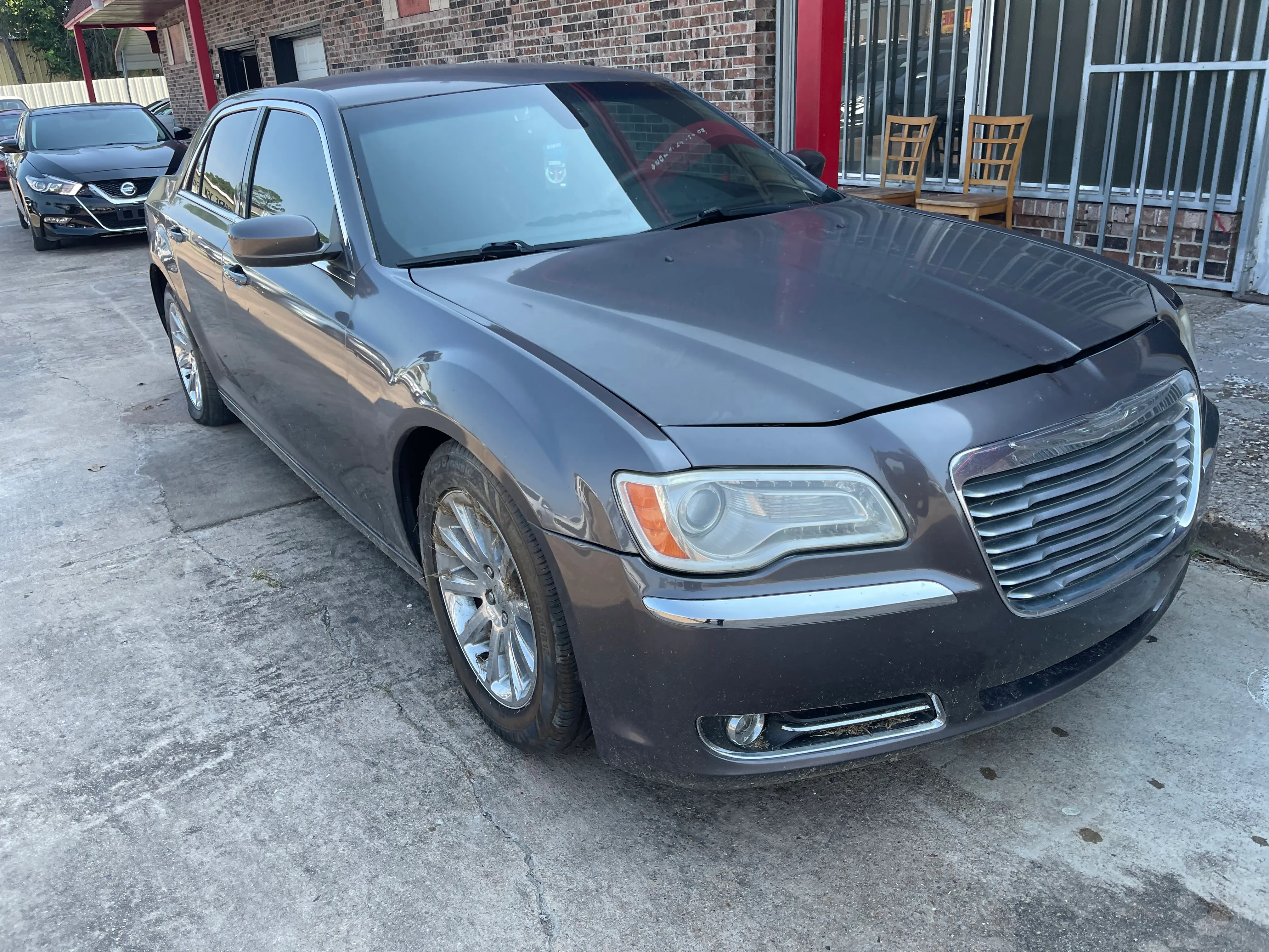 2013 Chrysler 300 Base photo 3