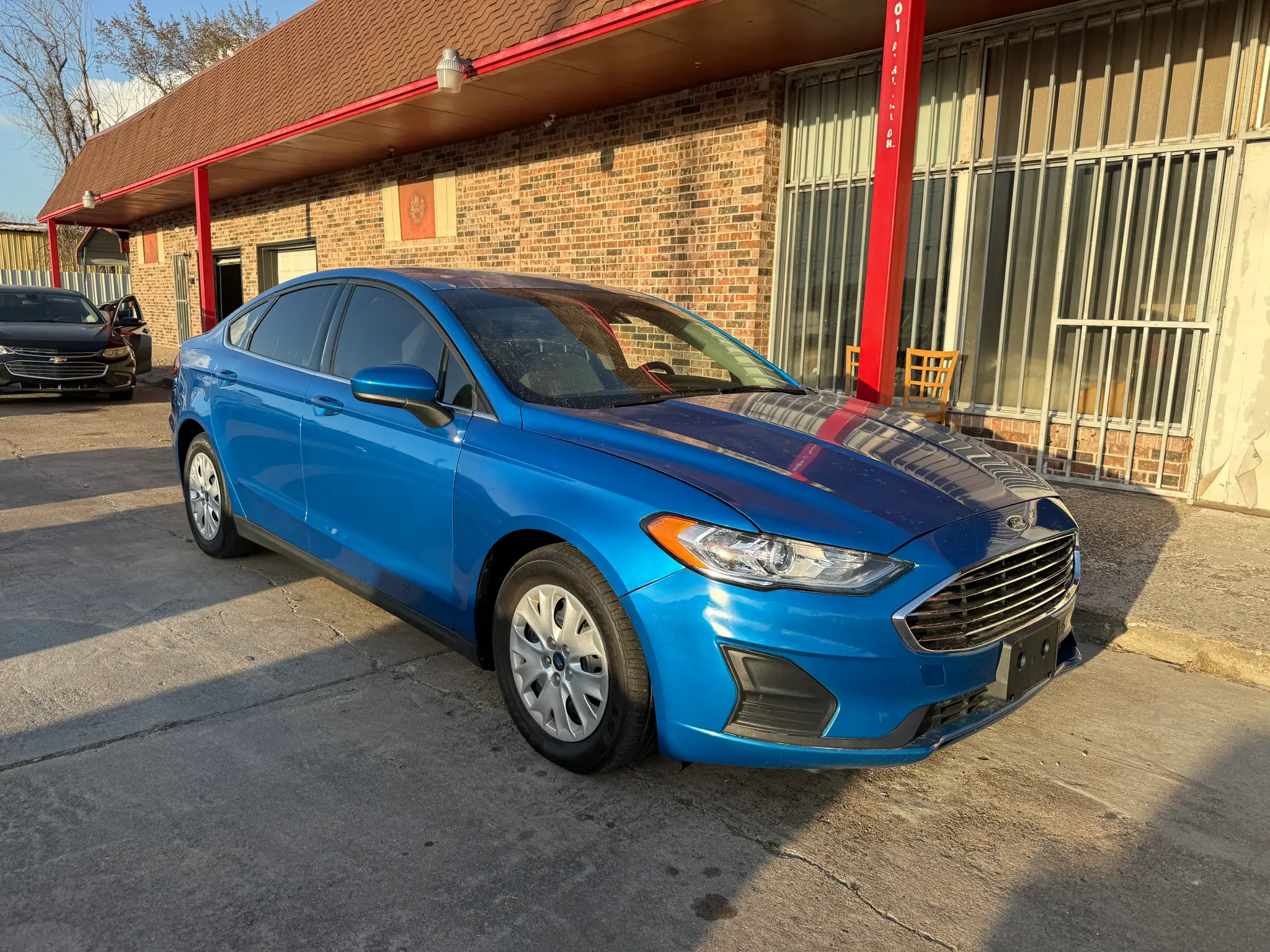 2020 Ford Fusion S FWD photo 3