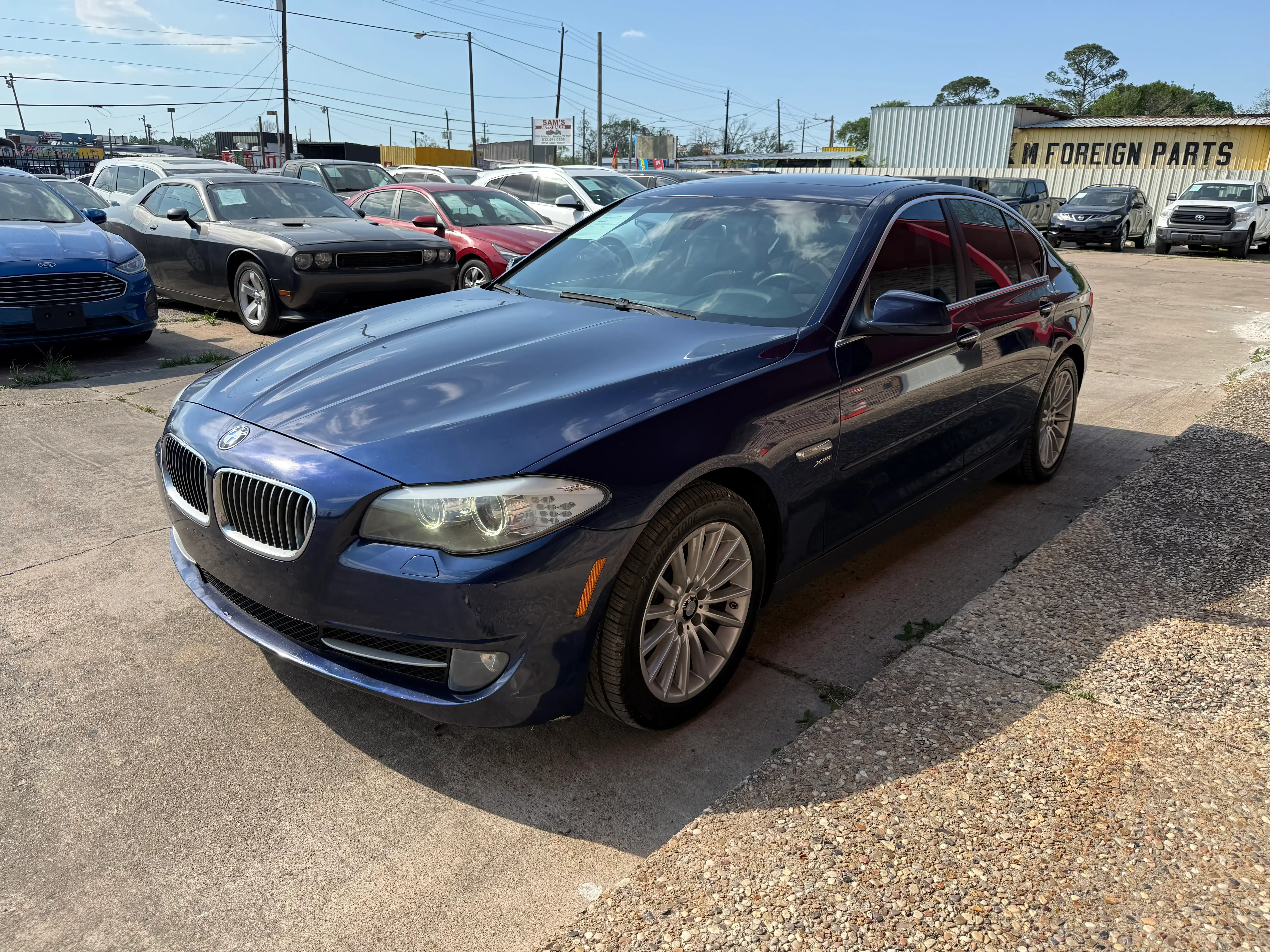2011 BMW 5 Series 535i xDrive Sedan's photo