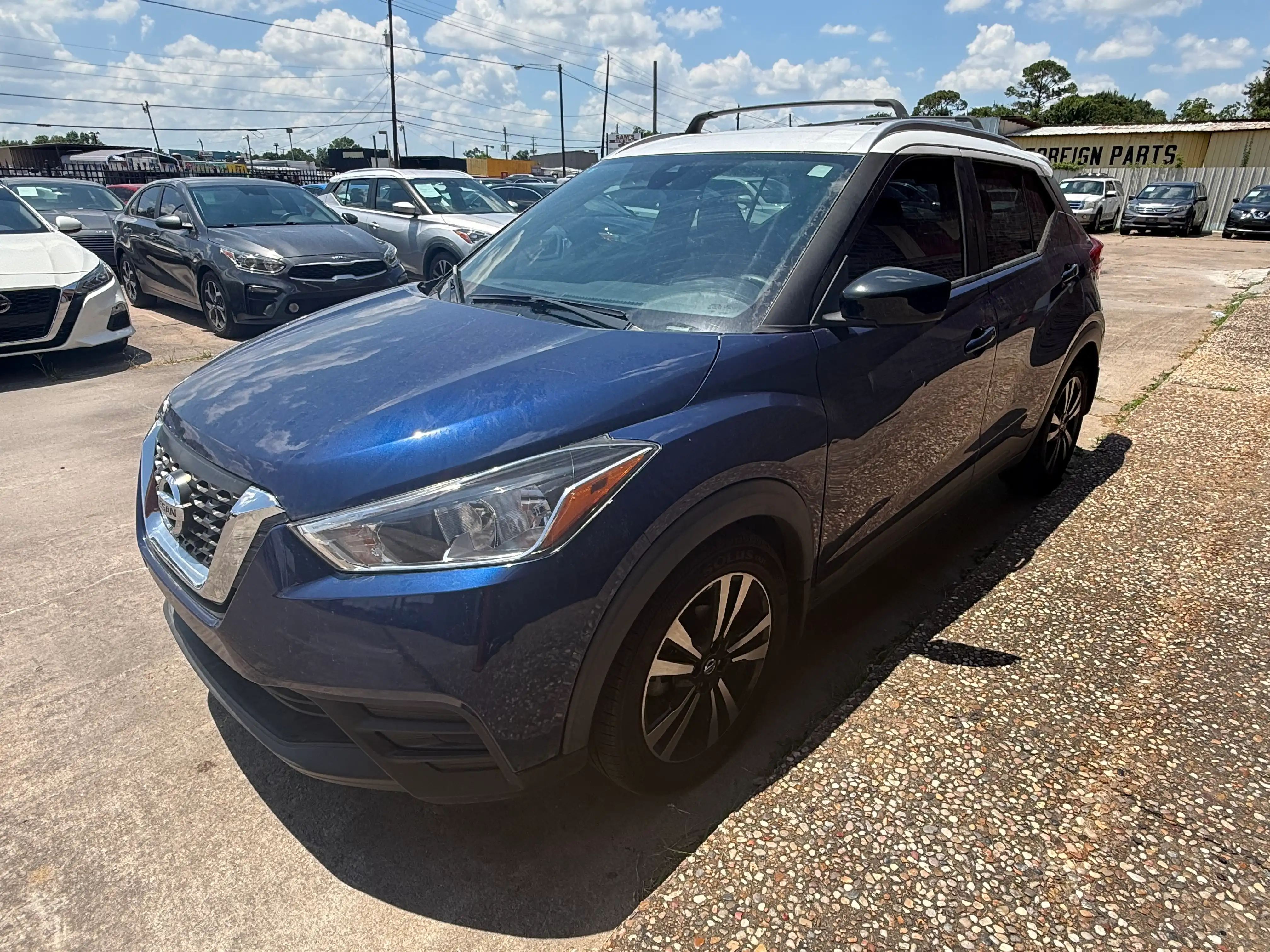 2020 Nissan Kicks 1.6 SV's photo