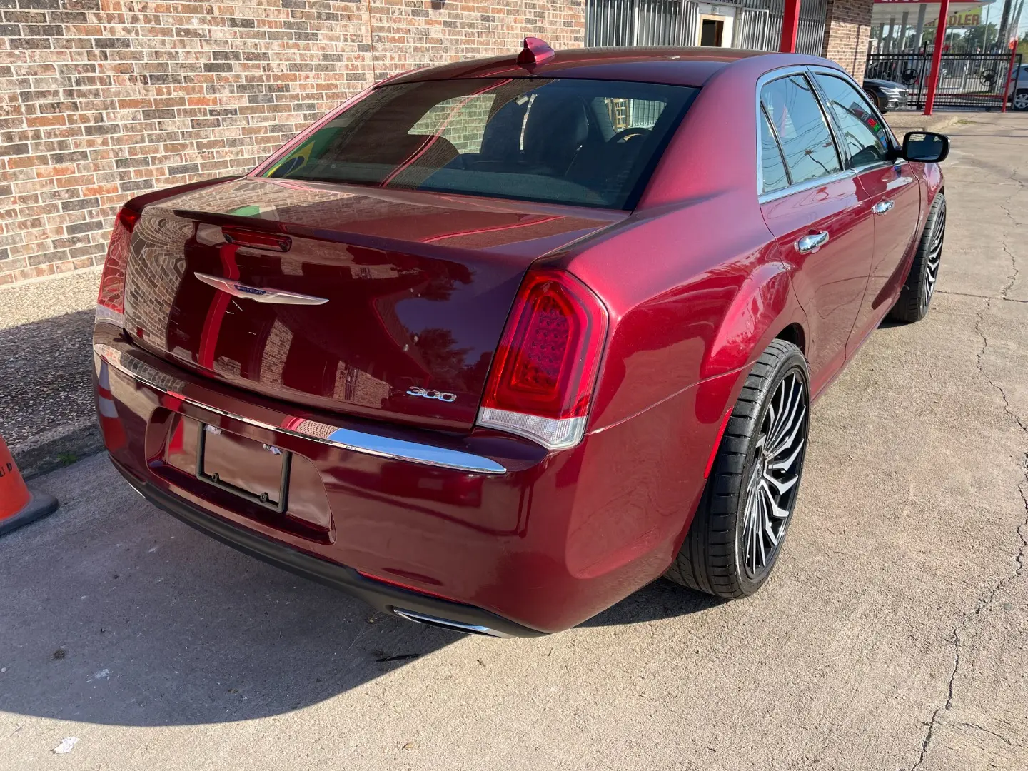 2018 Chrysler 300 Limited photo 5