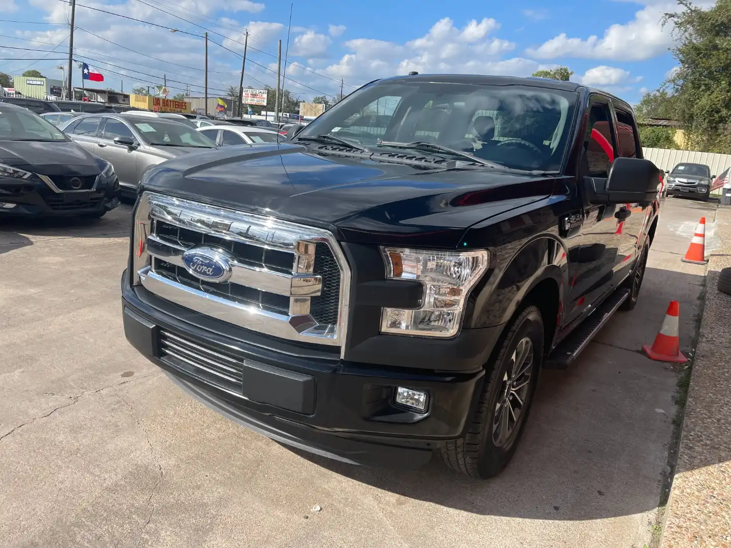 2017 Ford F-150 XLT SuperCrew 5-1/2 Box's photo