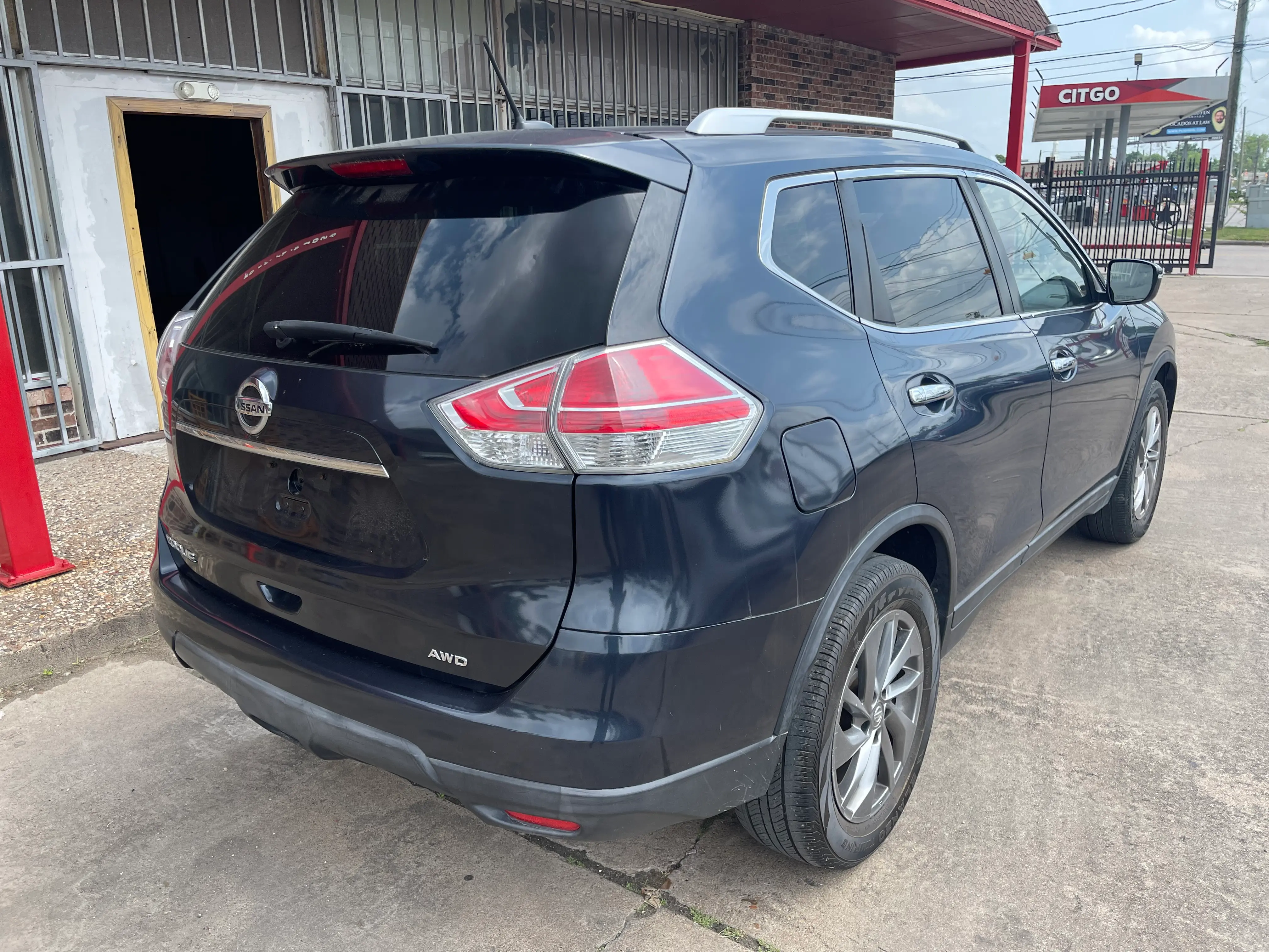 2016 Nissan Rogue S AWD photo 5