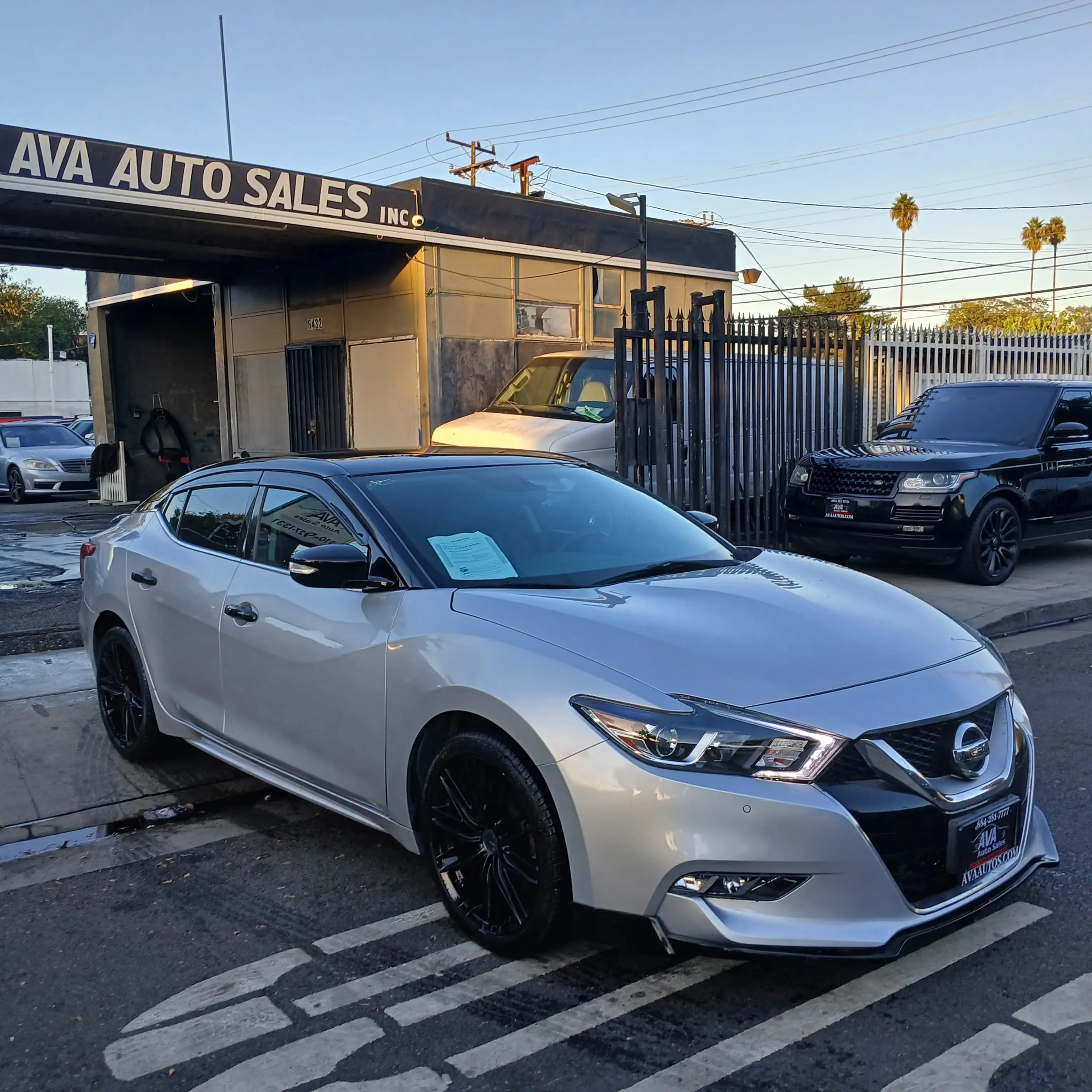 2017 Nissan Maxima 3.5 SV's photo