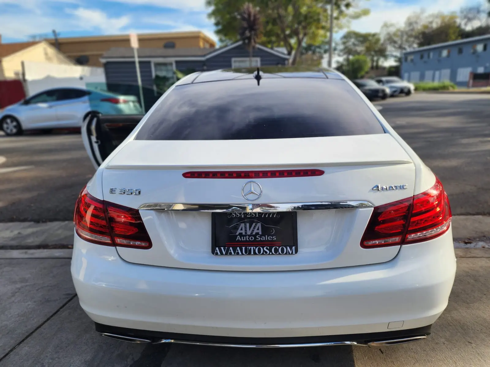 2014 Mercedes-Benz E-Class E350 4MATIC photo 4