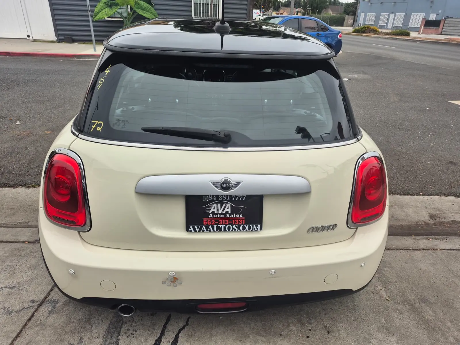 2014 MINI Hardtop Base photo 4
