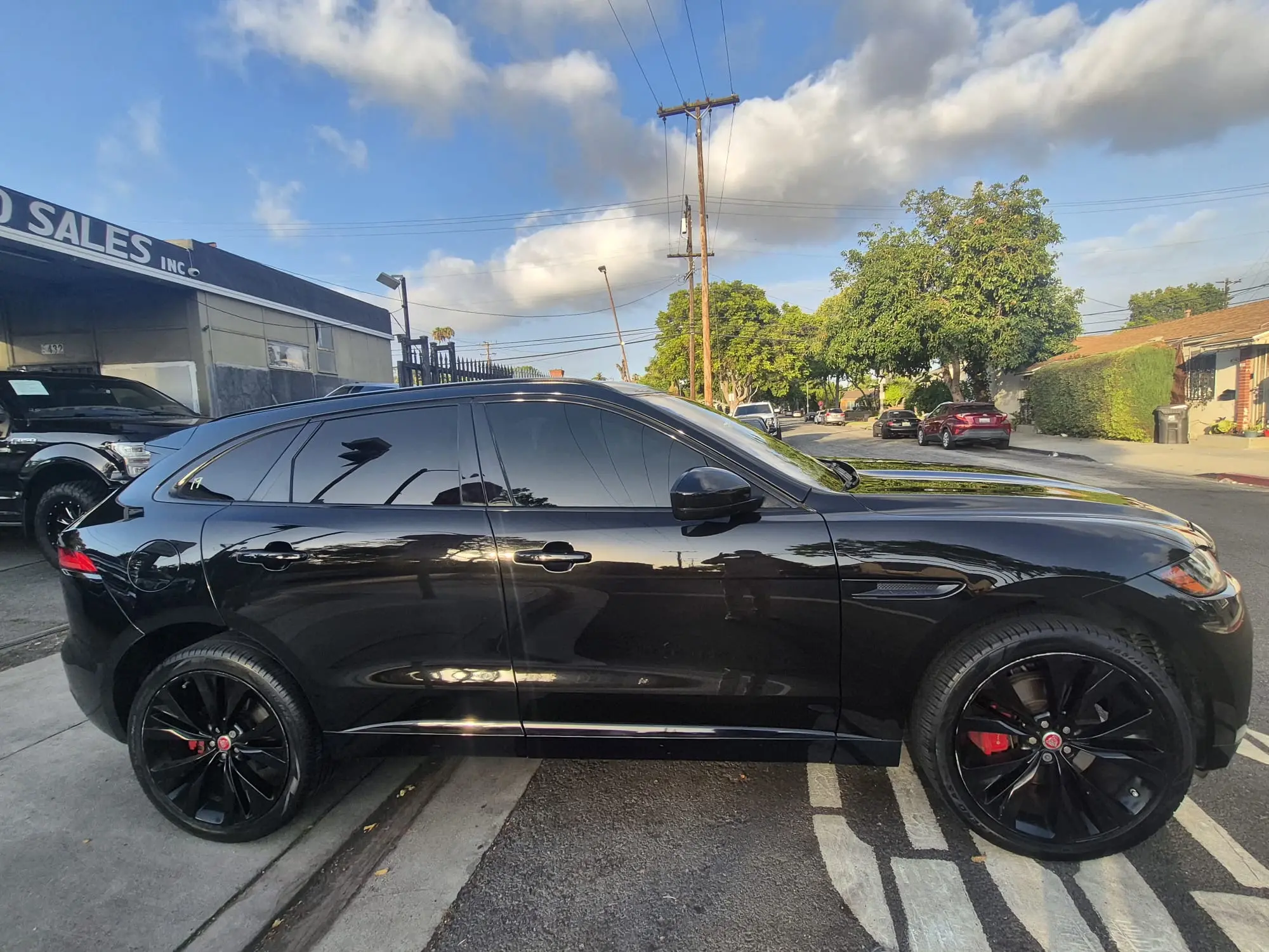 2017 Jaguar F-PACE S AWD photo 5