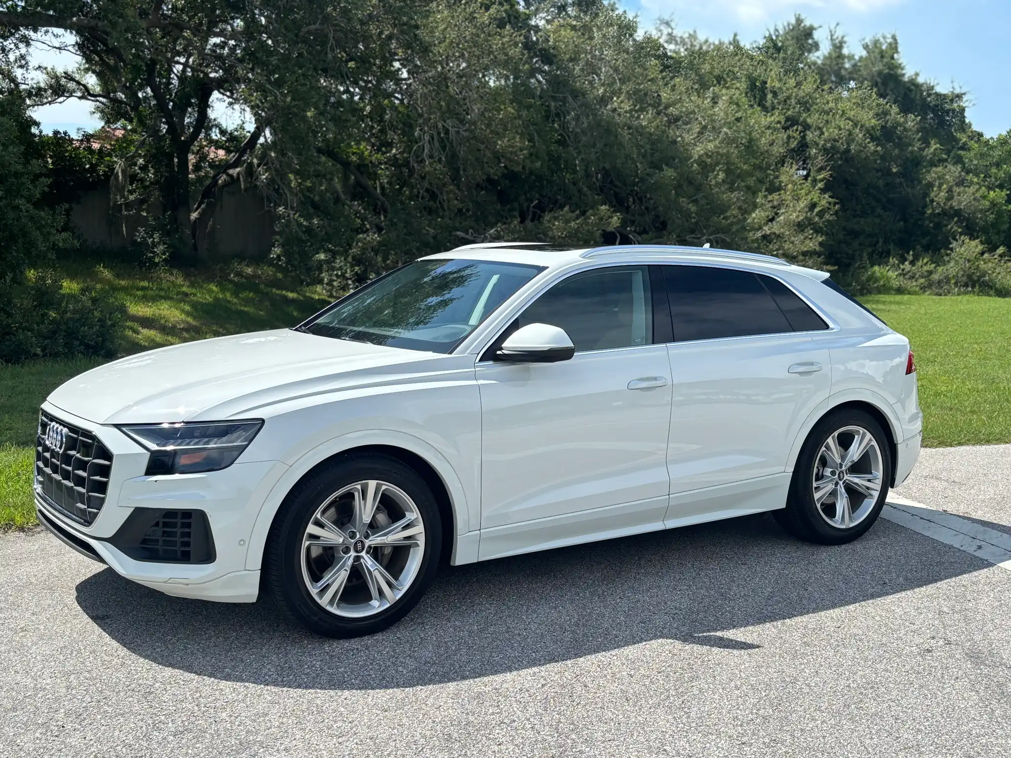 2021 Audi Q8 55 Premium Plus Tiptonic quattro's photo