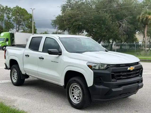 2023 Chevrolet Colorado 2WD Work Truck Crew Cab Short Box's photo