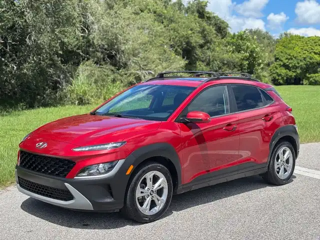 2022 Hyundai Kona SEL Auto's photo