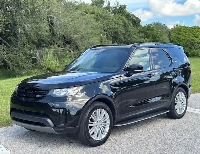 2018 Land Rover Discovery V6 SE SC's photo