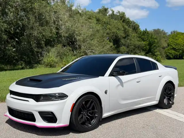 2023 Dodge Charger SRT Hellcat Widebody Jailbreak's photo