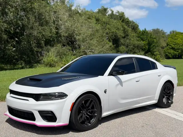 2023 Dodge Charger SRT Hellcat Widebody Jailbreak's photo