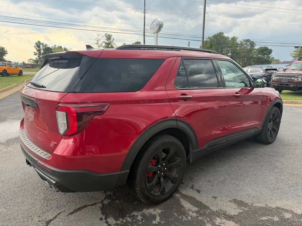 2021 Ford Explorer ST 4WD photo 4