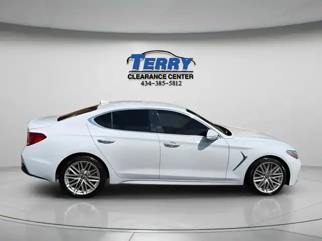 2021 Genesis G70 2.0T Standard's photo