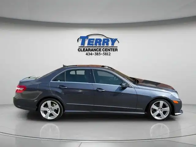 2011 Mercedes-Benz E-Class E350 Luxury's photo
