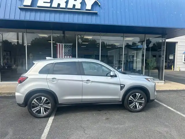 2025 Mitsubishi Outlander Sport 2.0 ES AWC CVT's photo