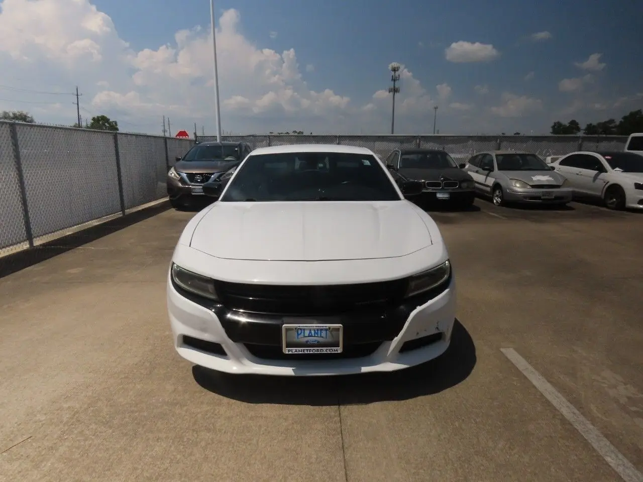 2017 Dodge Charger SE photo 5