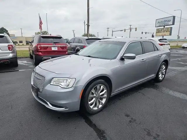 2017 Chrysler 300 Limited AWD's photo