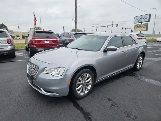 2017 Chrysler 300 Limited AWD's photo