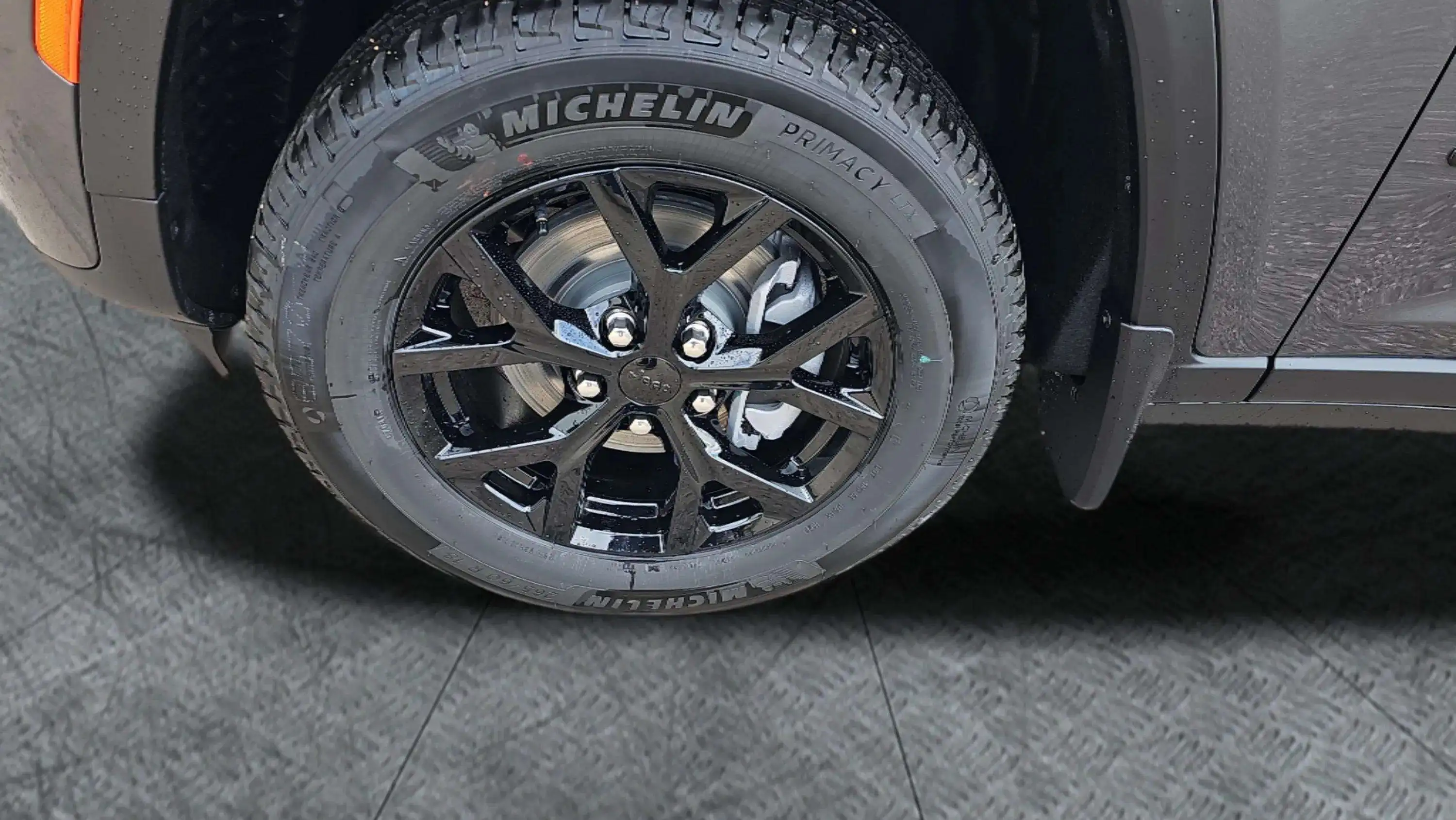 2026 Jeep Grand Cherokee Laredo Altitude 4x4's photo