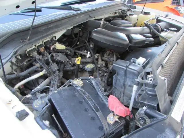 2010 Ford F-250 XL 4WD SuperCab 142 in's photo