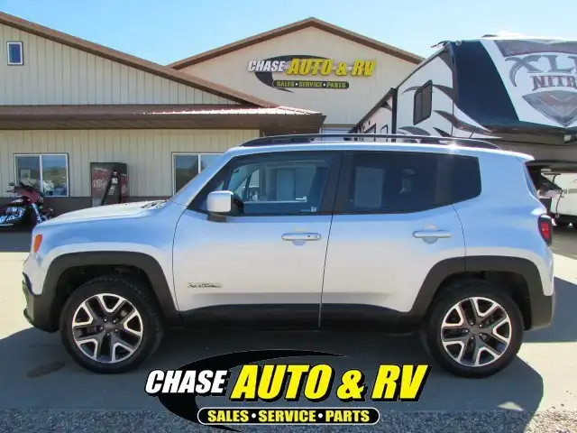 2016 Jeep Renegade Latitude 4x4's photo