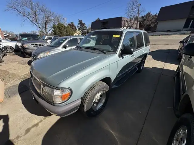 1995 Ford Explorer's photo